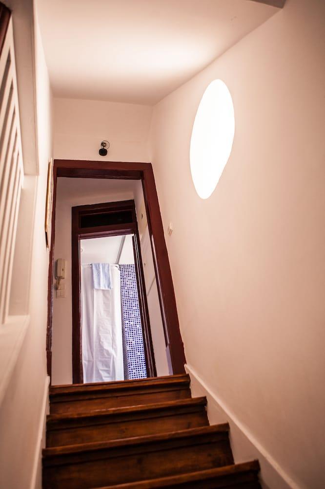 Lx Center Chiado 3* Lisbon